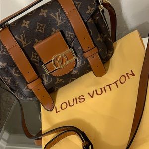 Grab it before is gone ! Perfect gift for her !